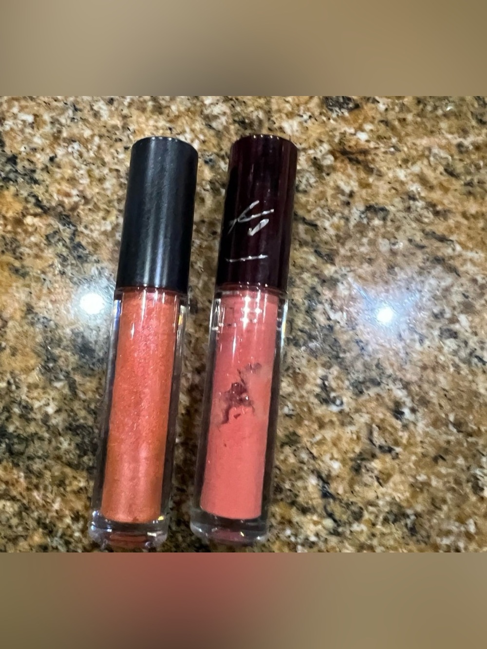 Mac gloss bundle - Picture 2 of 3